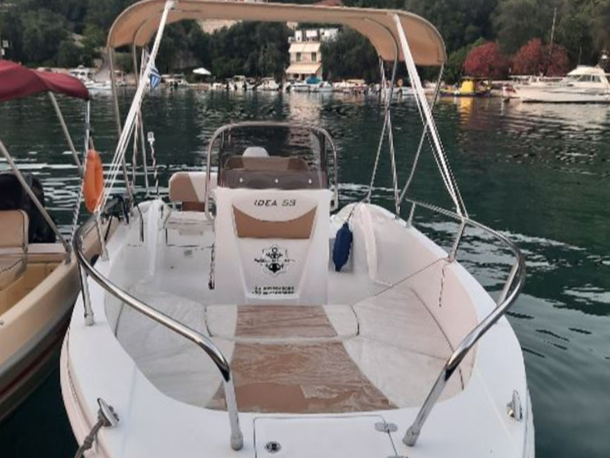 Bora Bora - Fasoulias Ενοικιάσεις Σκαφών