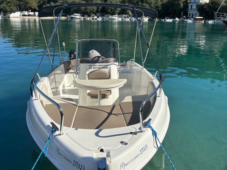 Franzesco - Fasoulias Ενοικιάσεις Σκαφών